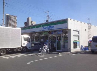  ファミリーマートさいたま沼影一丁目店の画像1