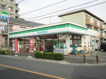 ファミリーマート・西川口四丁目店の画像1