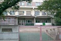 川口市立仲町保育所の画像1