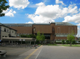 市立図書館