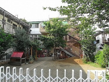  東京自由保育園の画像1