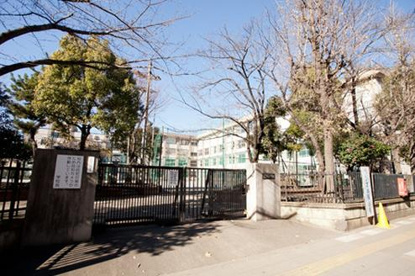 尾久小学校の画像1
