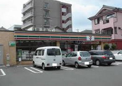 セブンイレブンさいたま日進駅東店の画像1