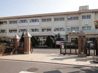さいたま市立西浦和小学校の画像1