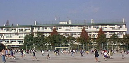 さいたま市立栄和小学校の画像1