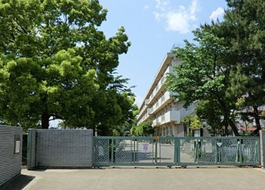 さいたま市立神田小学校の画像1