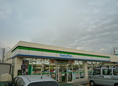 ファミリーマート田柄四丁目店の画像1