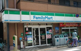 コンビニエンスストア ファミリーマート千川一丁目店