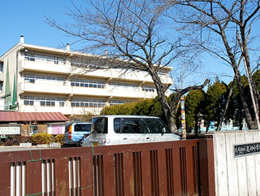 さいたま市立 芝川小学校の画像1