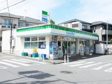 ファミリーマート 鶴見荒立店