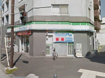 コンビニエンスストア ファミリーマート 鶴見仲通店