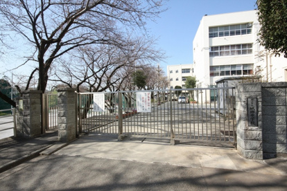 横浜市立城郷中学校の画像1