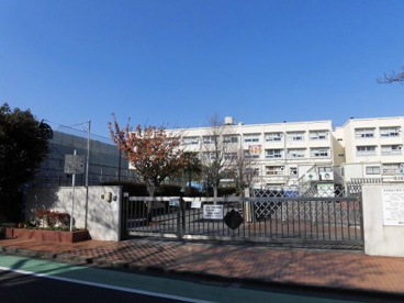 横浜市立 西富岡小学校の画像1