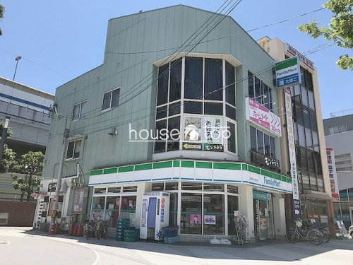  ファミリーマート阪神なるお駅前店の画像