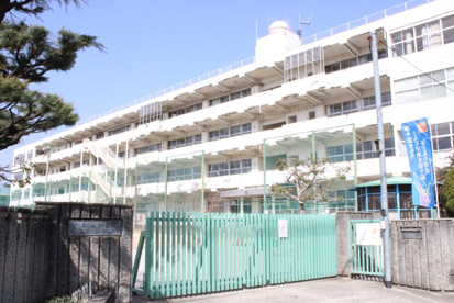 広島市立 楠那小学校の画像1