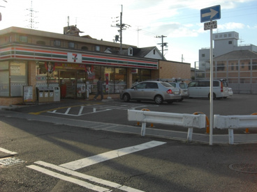 セブンイレブン　下池田町店の画像1