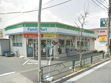 ファミリーマート 世田谷喜多見店 