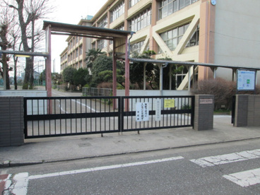 東大和市立第三中学校の画像2