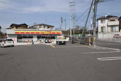 デイリーヤマザキ城陽平川店の画像2