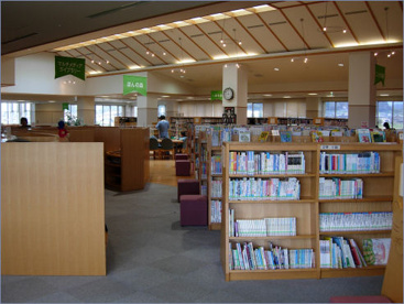  八尾図書館の画像2