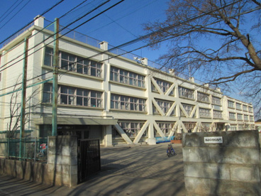  立川市立西砂小学校の画像1