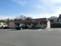 セブンイレブン吉井岩崎店