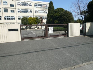 さいたま市立大宮東中学校の画像1