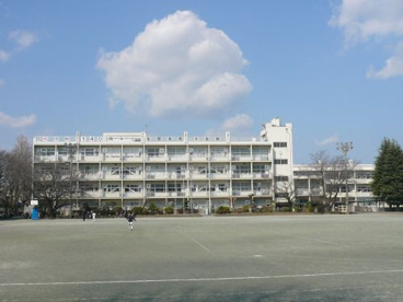 さいたま市立与野本町小学校の画像2