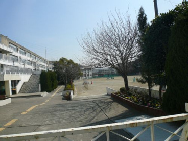 さいたま市立七里中学校の画像3