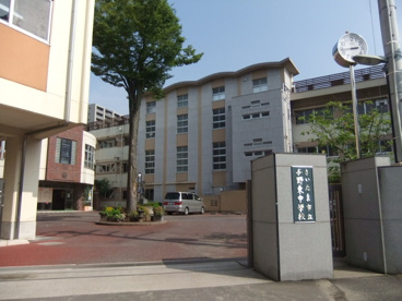 さいたま市立与野東中学校の画像2