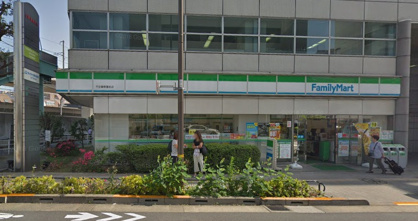 ファミリーマート千住警察署前店の画像1