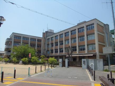 柏原小学校の画像1