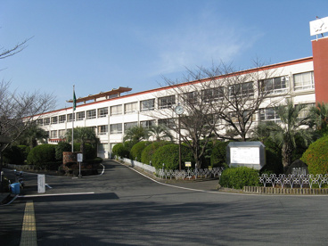 東大阪大学 柏原高等学校の画像1