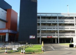 ラウンドワン草加店情報ページ 秋葉原で賃貸 お部屋探し 株式会社vision