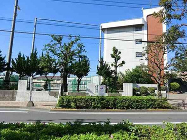 川崎市立塚越中学校の画像1