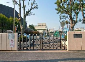 横浜市立藤の木中学校の画像1