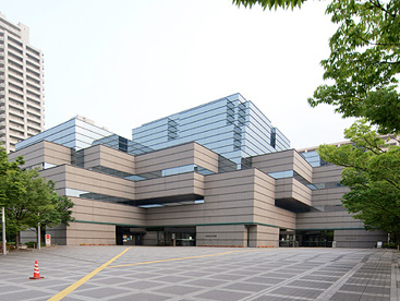 大阪府立中央図書館の画像1