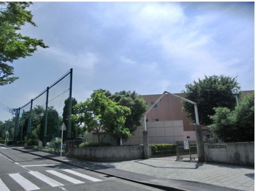 横浜市立荏田南中学校の画像1