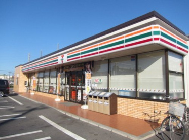 セブン−イレブン 鎌ヶ谷右京塚店の画像1