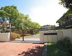 吹田市立竹見台中学校の画像1