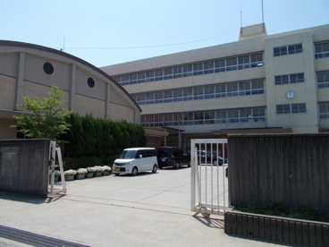 茨木市立 西陵中学校の画像1