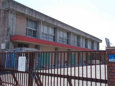 三宅柳田小学校の画像2