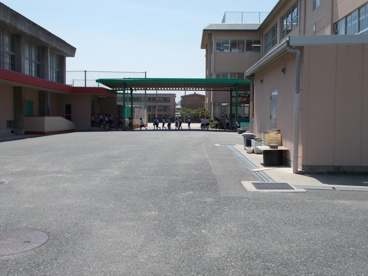 三宅柳田小学校の画像3