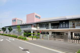 横浜市立 十日市場小学校の画像1