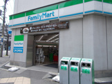 ファミリーマート 吹田広芝町店