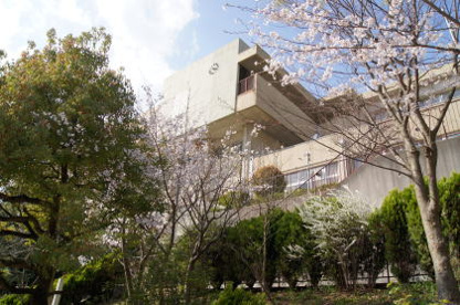 柏原市立堅下南中学校の画像1