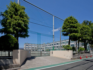 鹿浜西小学校の画像1