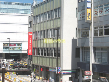 三菱東京UFJ銀行鶴見支店の画像1