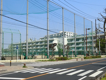 新座市立第二中学校の画像2