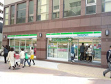 ファミリーマート 近鉄四日市駅西店